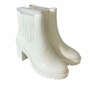 ZBY White Chunky Heel Short Boots 9